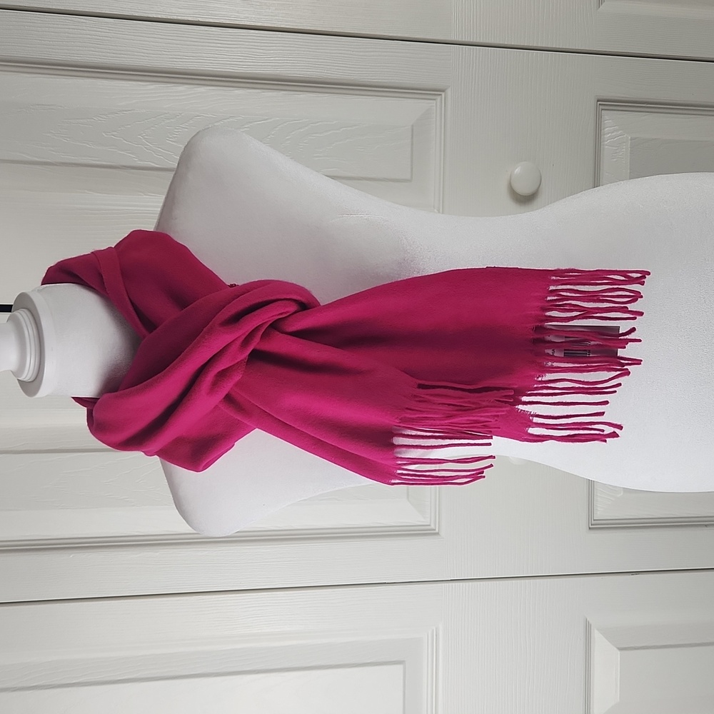 Cashmink fushia pink scarf NWT